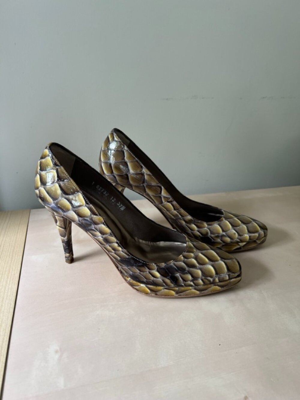Jaime Mascaró cognac snake-skin patterned heels, size 37 1/2
